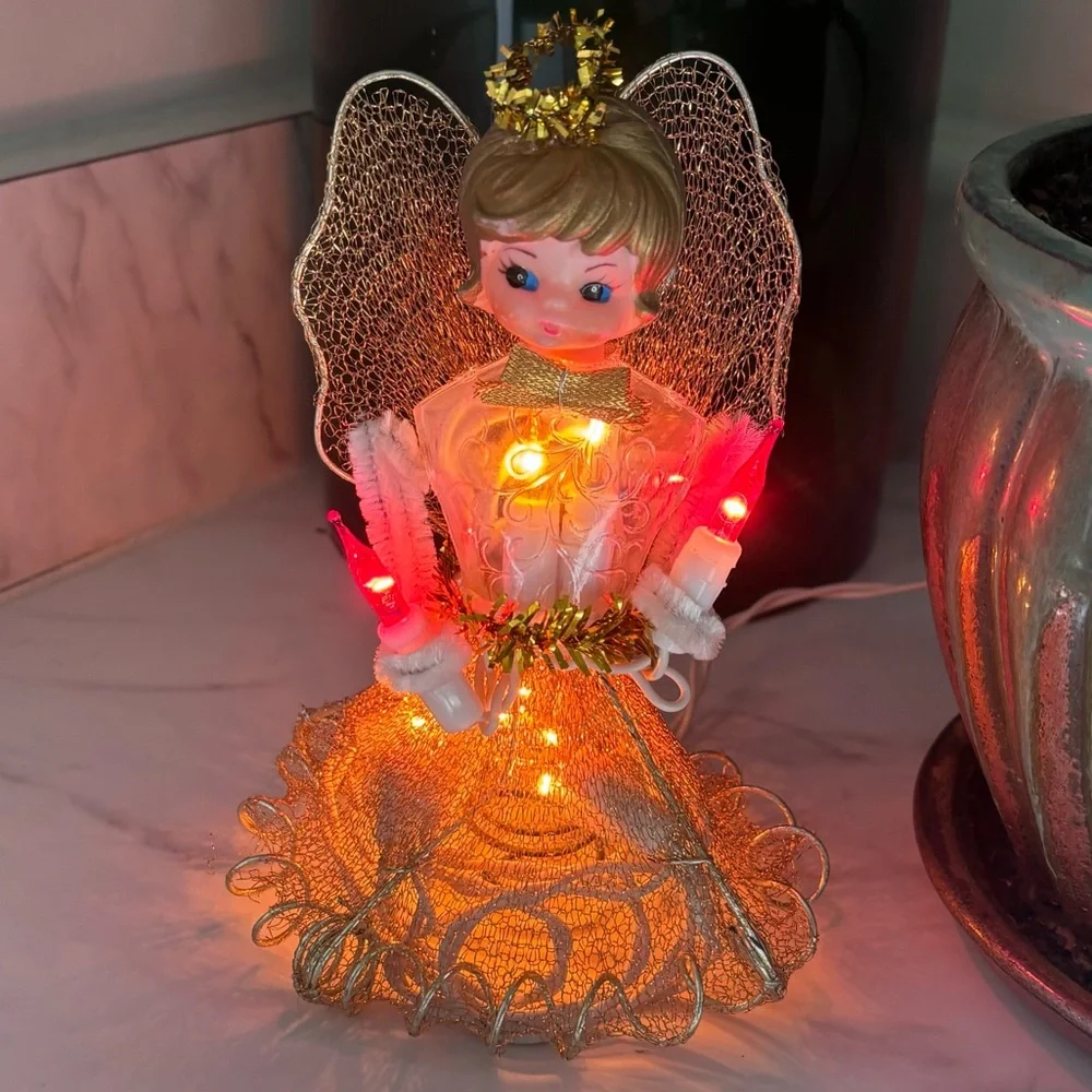 Vintage 1950’s/60’s Lit Angel Tree Topper! - Picture 3 of 9